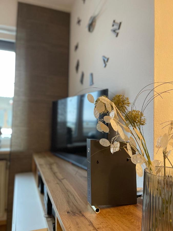 Greenleaf Walhalla-Apartment - Highspeed Wlan - Netflix - Suedbalkon Tegernheim Exterior photo