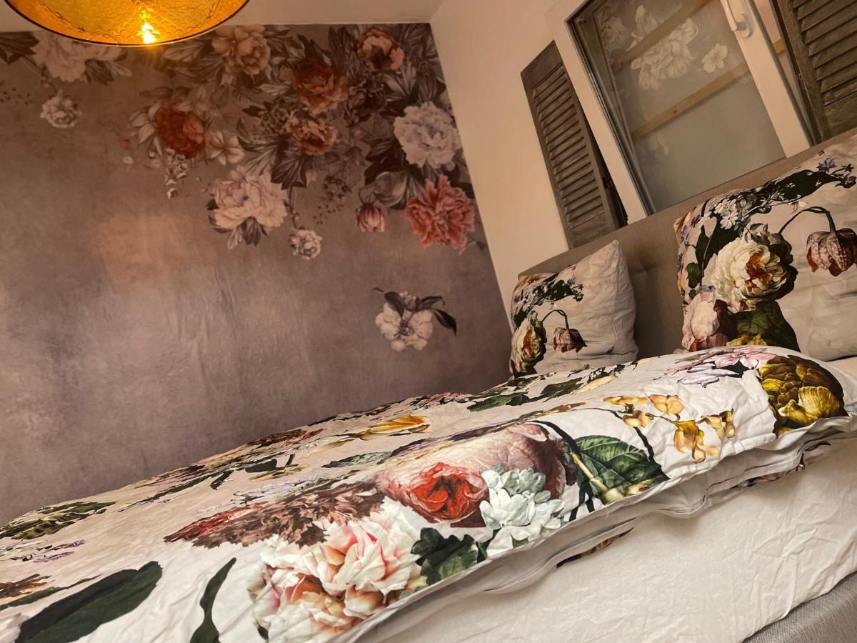Greenleaf Walhalla-Apartment - Highspeed Wlan - Netflix - Suedbalkon Tegernheim Exterior photo